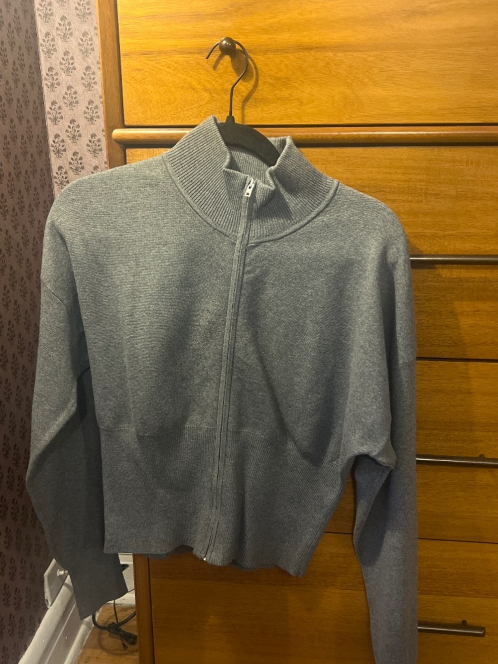 Aritzia grey funnel neck cardi